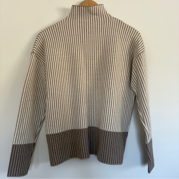 Rachel Zoe Striped Mock Neck Sweater Size: Small - Picture 2 of 3